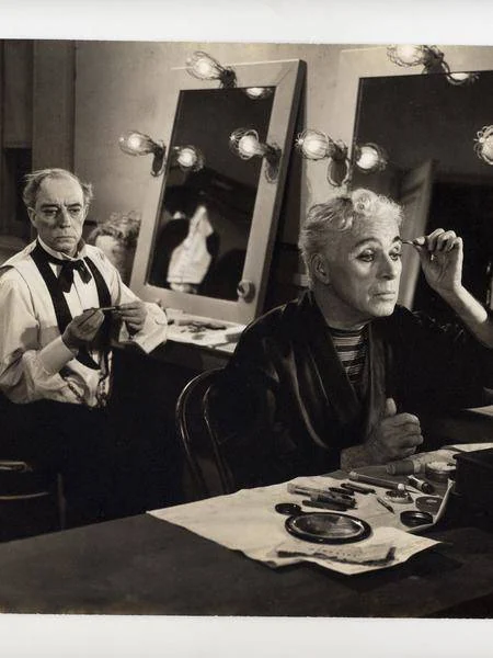 تشابلن وباستر كيتون في Limelight (1952)، الفيلم الذي عاد بعد عشرين عامًا إلى المنافسة على الأوسكار بموسيقاه.